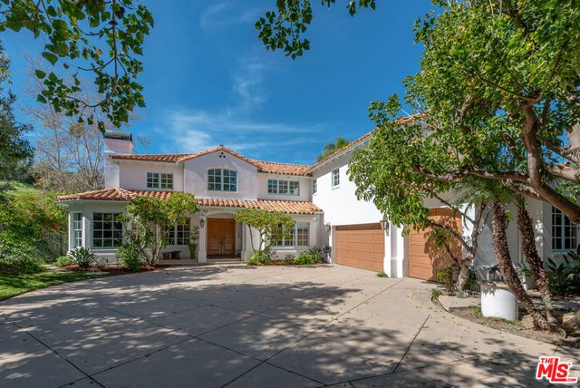 3843 Rock Hampton Drive, Tarzana, CA 91356