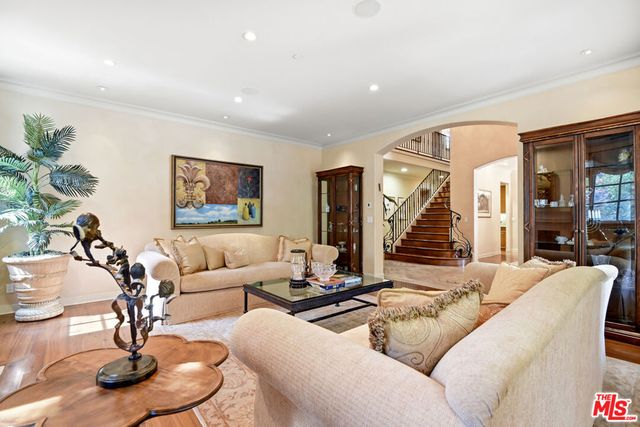 3843 Rock Hampton Drive, Tarzana, CA 91356