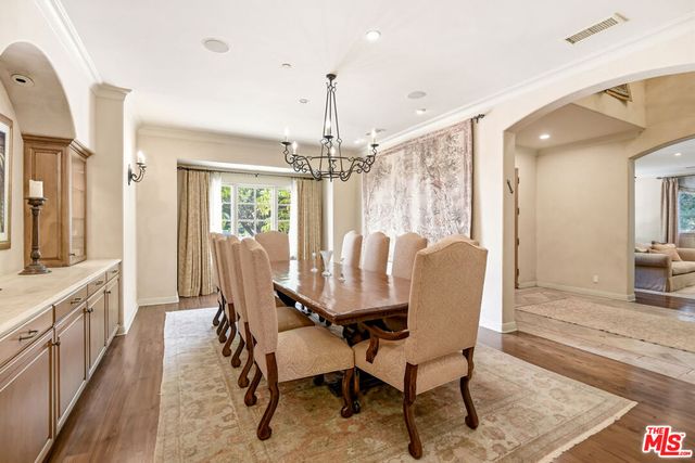 3843 Rock Hampton Drive, Tarzana, CA 91356