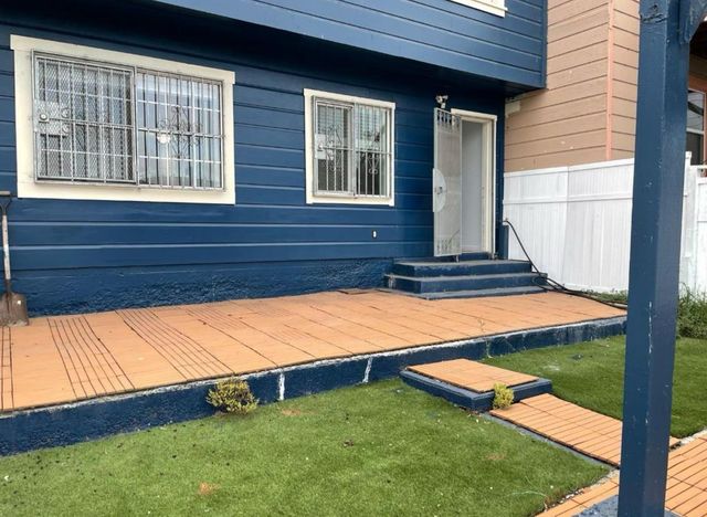 1122 Gilman Avenue, San Francisco, CA 94124