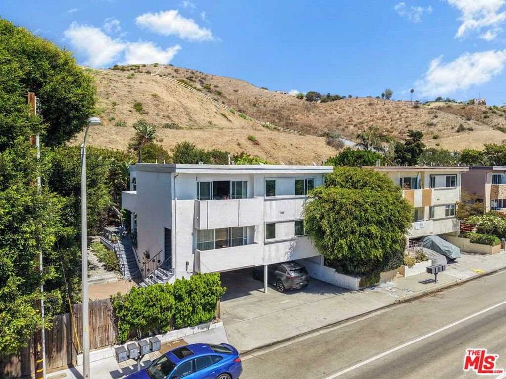 22357 Pacific Coast Highway, Malibu, CA 90265 — photo 3