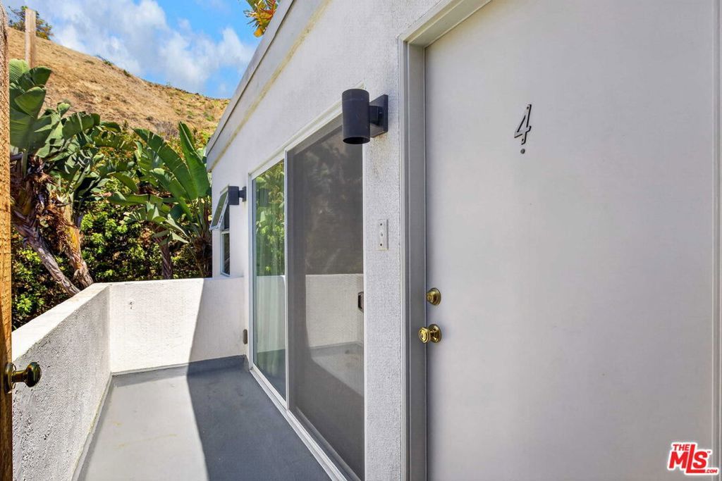 22357 Pacific Coast Highway, Malibu, CA 90265 — photo 4