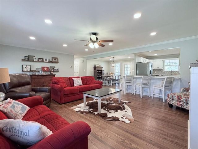 2053 Buttermilk Road, Cave Spring, GA 30124