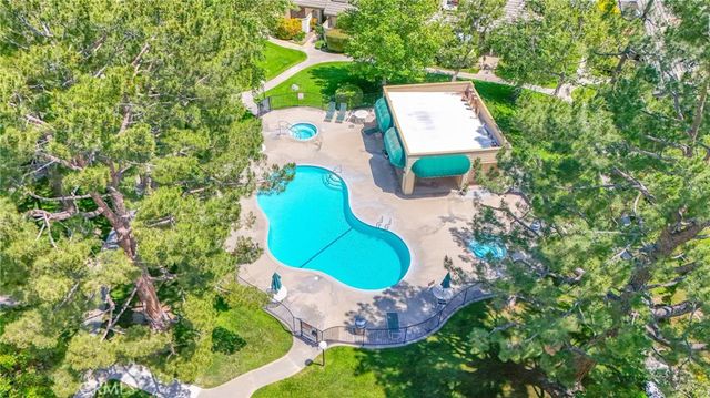 988 W Arrow Highway E, Upland, CA 91786