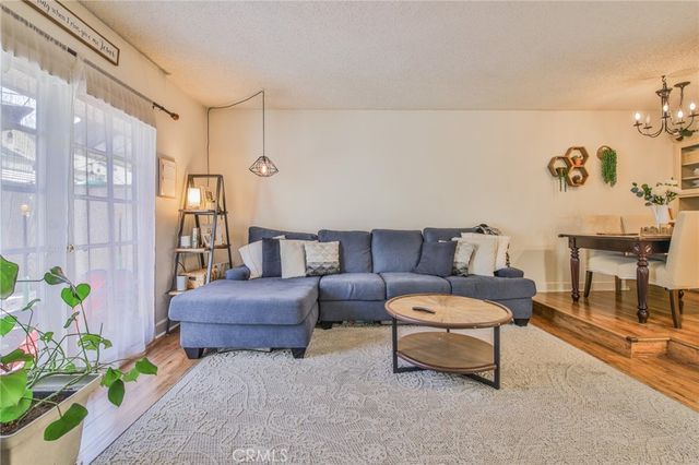 988 W Arrow Highway E, Upland, CA 91786