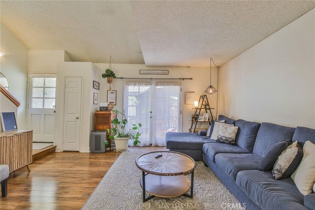988 W Arrow Highway E, Upland, CA 91786