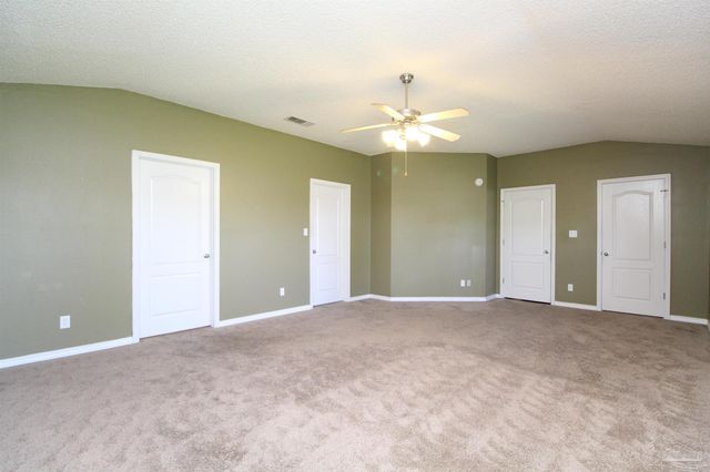 6462 Sarasota St, Pensacola, FL 32526