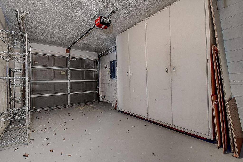 Image 22 of property listing at 4414 VENICE DRIVE, Land O Lakes, FL 34639