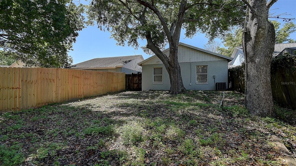 Image 23 of property listing at 4414 VENICE DRIVE, Land O Lakes, FL 34639