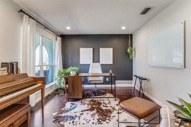 702 Wildgrove Drive, Garland, TX 75041