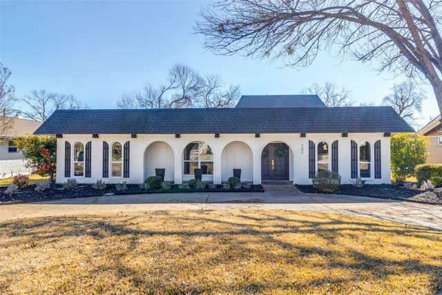 702 Wildgrove Drive, Garland, TX 75041