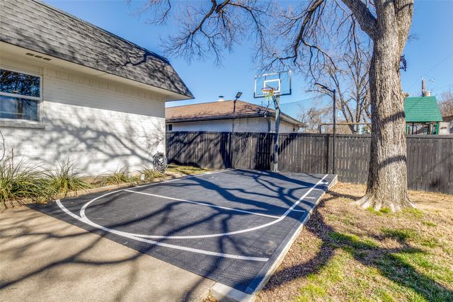 702 Wildgrove Drive, Garland, TX 75041