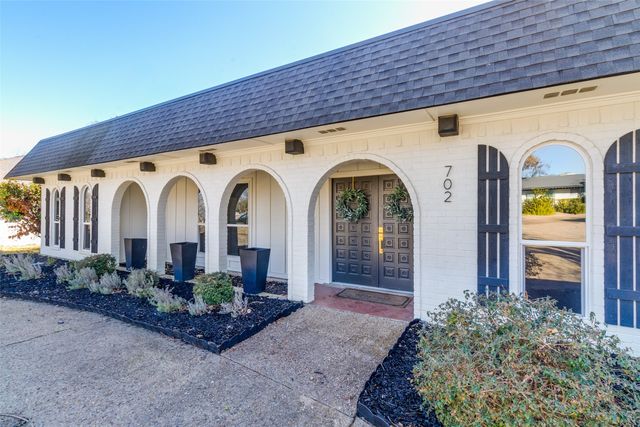 702 Wildgrove Drive, Garland, TX 75041