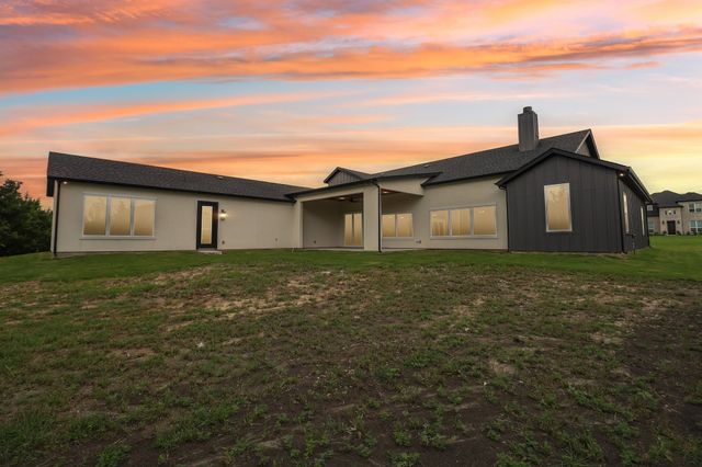 3080 Glen Oaks Drive, Waxahachie, TX 75165
