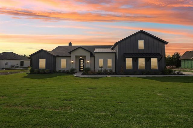 3080 Glen Oaks Drive, Waxahachie, TX 75165