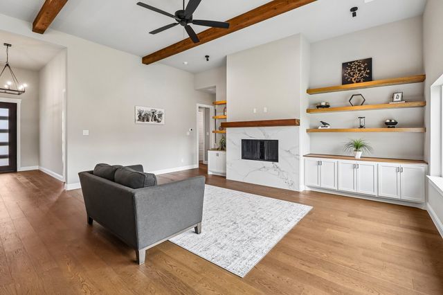3080 Glen Oaks Drive, Waxahachie, TX 75165