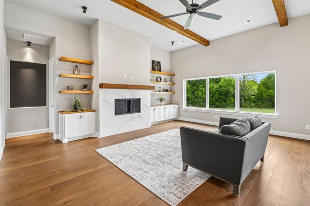 3080 Glen Oaks Drive, Waxahachie, TX 75165