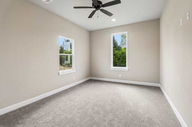 3080 Glen Oaks Drive, Waxahachie, TX 75165