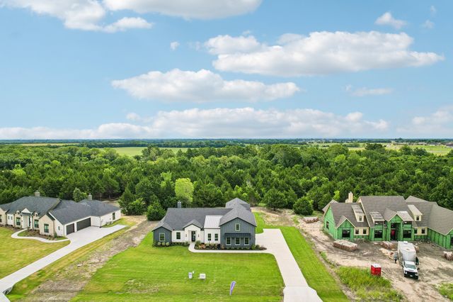 3080 Glen Oaks Drive, Waxahachie, TX 75165
