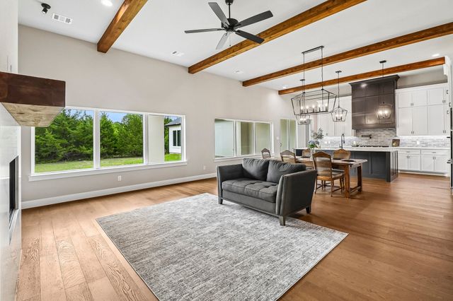 3080 Glen Oaks Drive, Waxahachie, TX 75165