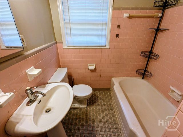 12 Dyches Drive, Savannah, GA 31406