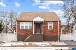 22 Paroubek Street, Little Ferry, NJ 07643