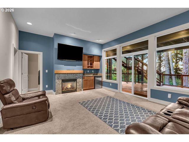 13829 Se CLAREMONT St, Happy Valley, OR 97086