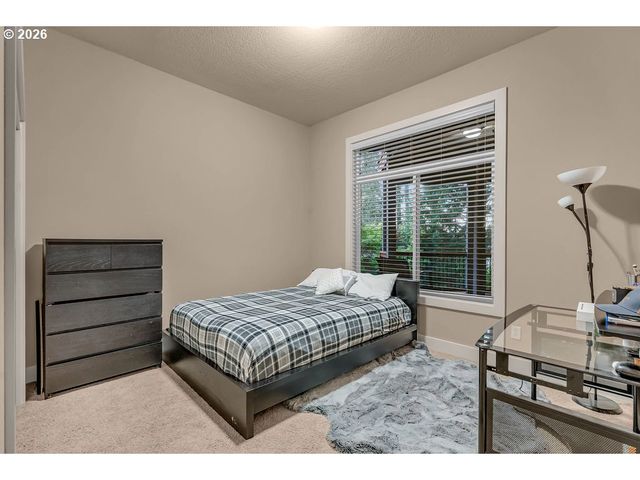13829 Se CLAREMONT St, Happy Valley, OR 97086