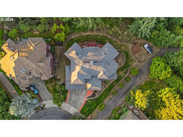 13829 Se CLAREMONT St, Happy Valley, OR 97086