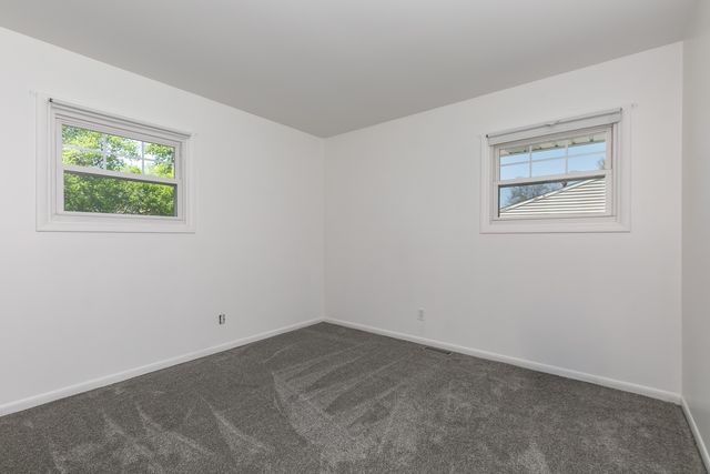 5003 45th Avenue Court, Moline, IL 61265