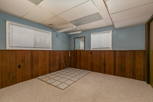 5003 45th Avenue Court, Moline, IL 61265