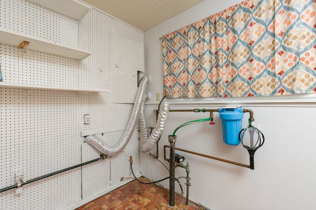 5003 45th Avenue Court, Moline, IL 61265