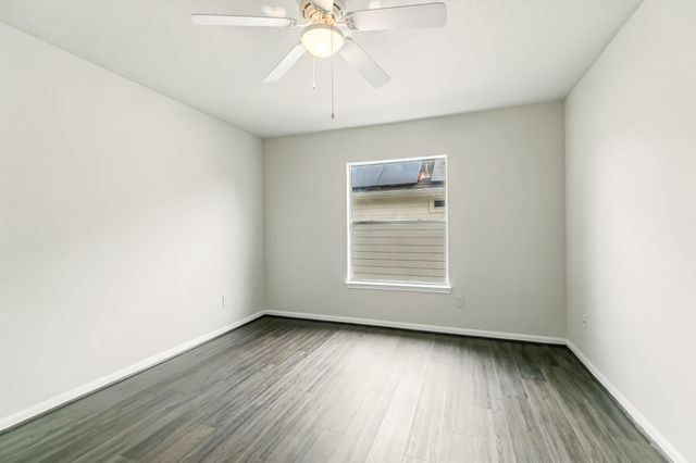 20907 Divellec Lane, Spring, TX 77388