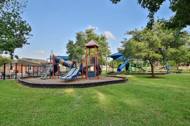 20907 Divellec Lane, Spring, TX 77388