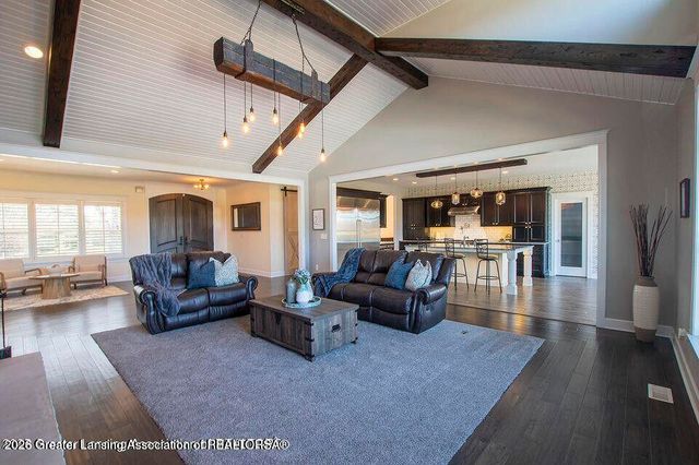 9285 Guinea Road, Grand Ledge, MI 48837