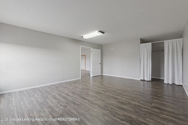 9285 Guinea Road, Grand Ledge, MI 48837