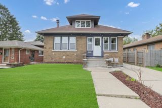 1002 W Marion Street, Joliet, IL 60436