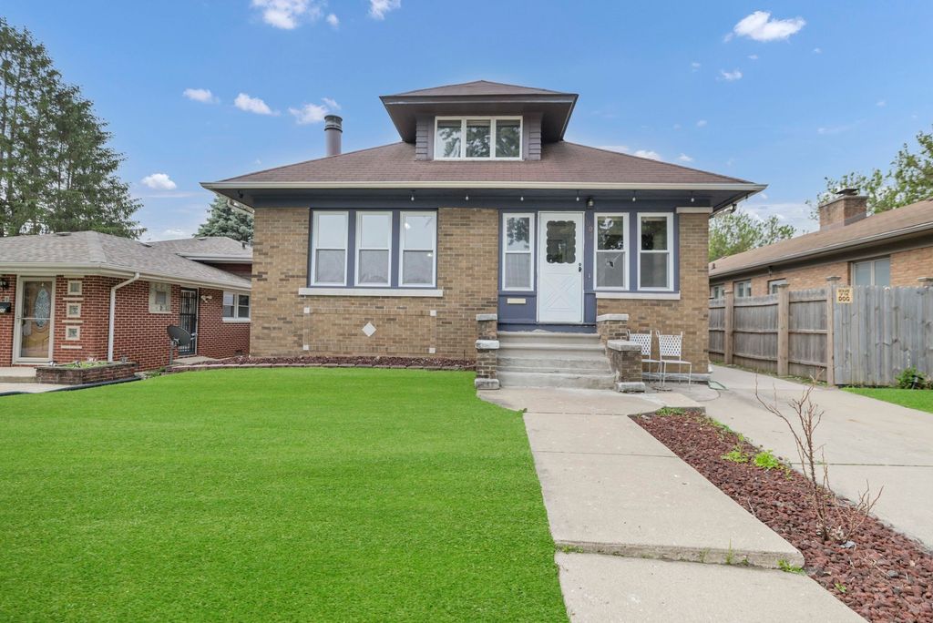 1002 W Marion Street, Joliet, IL 60436