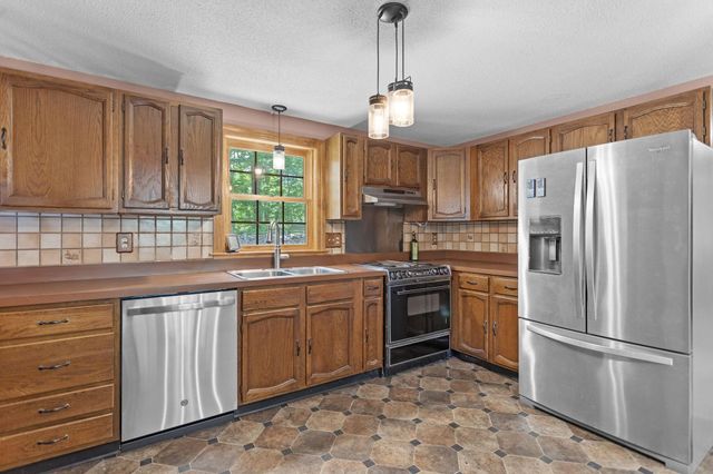 83 Mason Road, New Ipswich, NH 03071