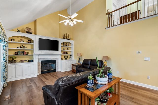106 Roxbury Court, Anderson, SC 29625