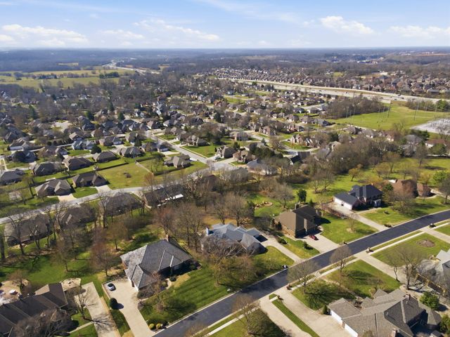 3770 E Turtle Hatch Road, Springfield, MO 65809