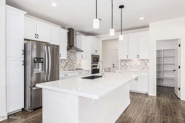 25713 S 226th Place, Queen Creek, AZ 85142