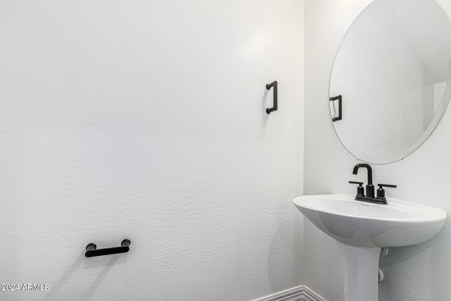 25713 S 226th Place, Queen Creek, AZ 85142