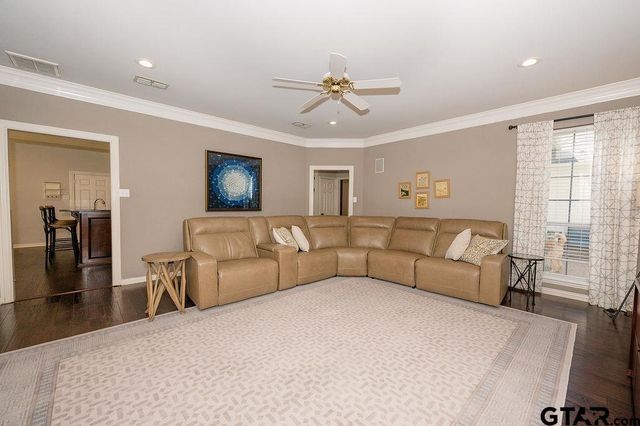 5703 Spring Creek, Tyler, TX 75703