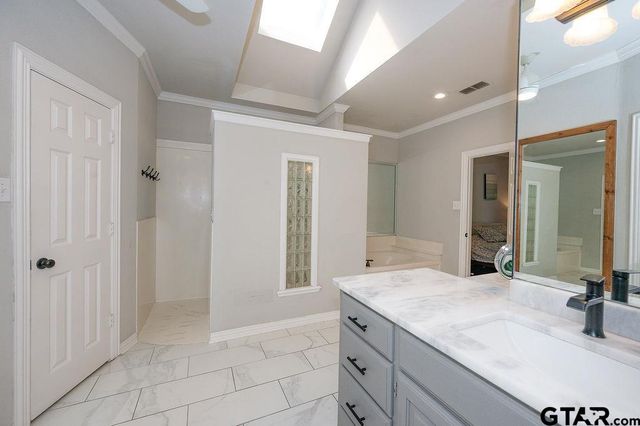 5703 Spring Creek, Tyler, TX 75703