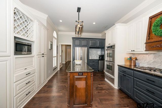 5703 Spring Creek, Tyler, TX 75703