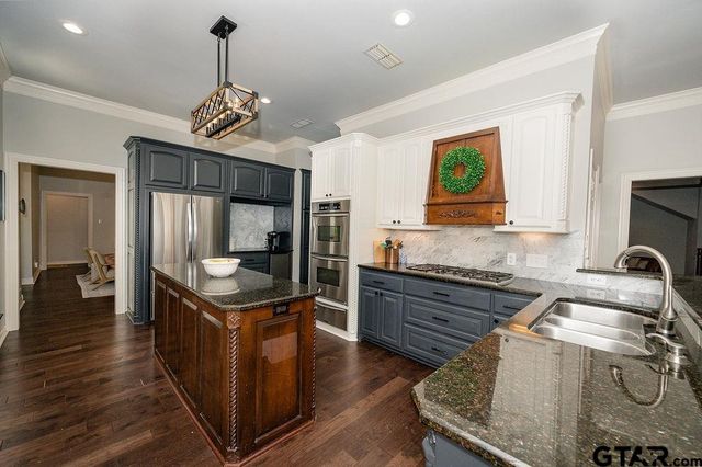 5703 Spring Creek, Tyler, TX 75703