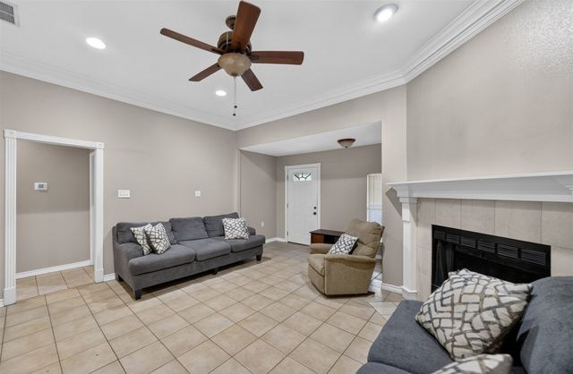 9314 Londonderry, Tyler, TX 75703