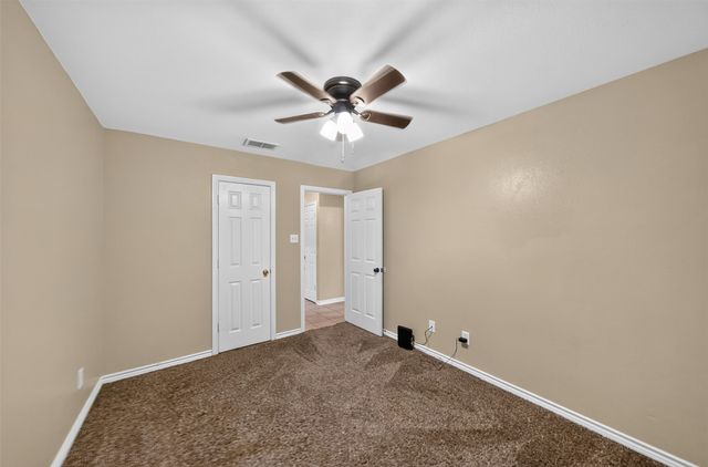 9314 Londonderry, Tyler, TX 75703