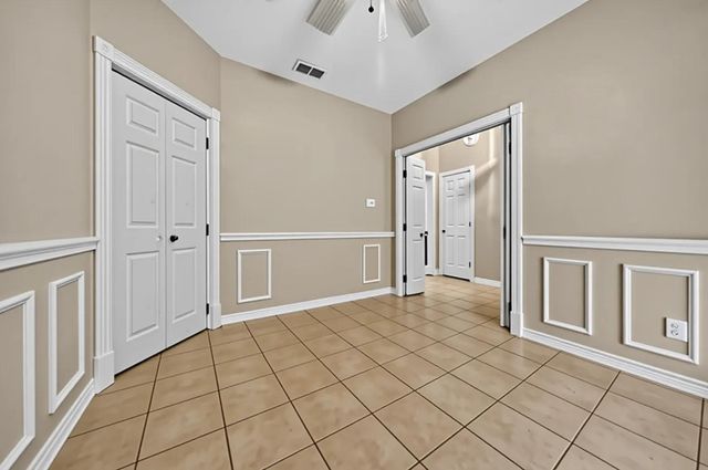 9314 Londonderry, Tyler, TX 75703